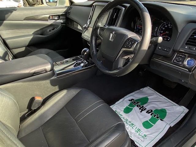 TOYOTA CROWN SEDAN HYBRID 4 2015 Image 31