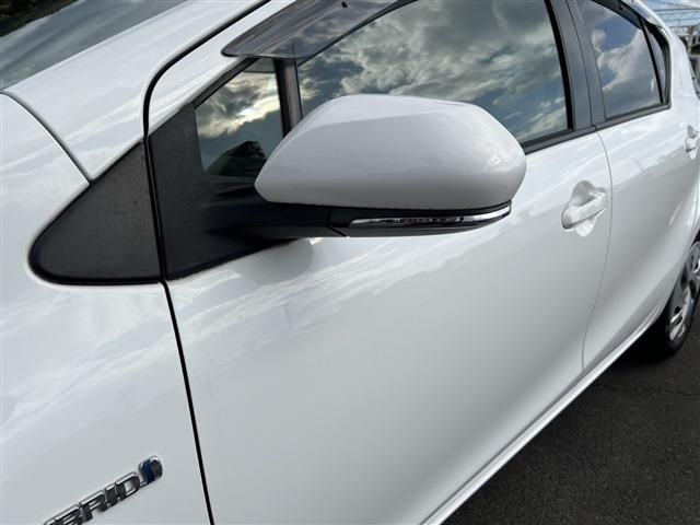 TOYOTA AQUA 2019 Image 31