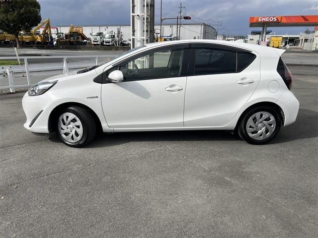 TOYOTA AQUA 2019 Image 31