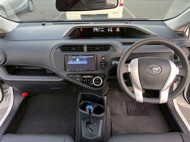 TOYOTA AQUA 2019 Image 31