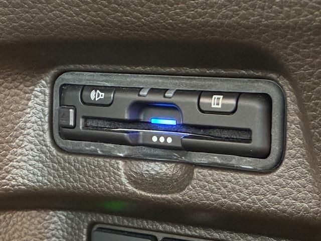 HONDA N BOX 2021 Image 31