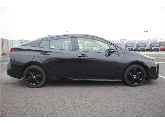 TOYOTA PRIUS 2021 Image 31