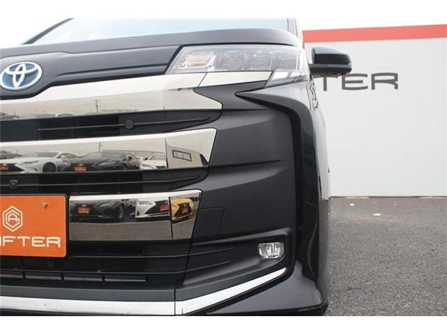 TOYOTA NOAH HYBRID 2023 Image 31