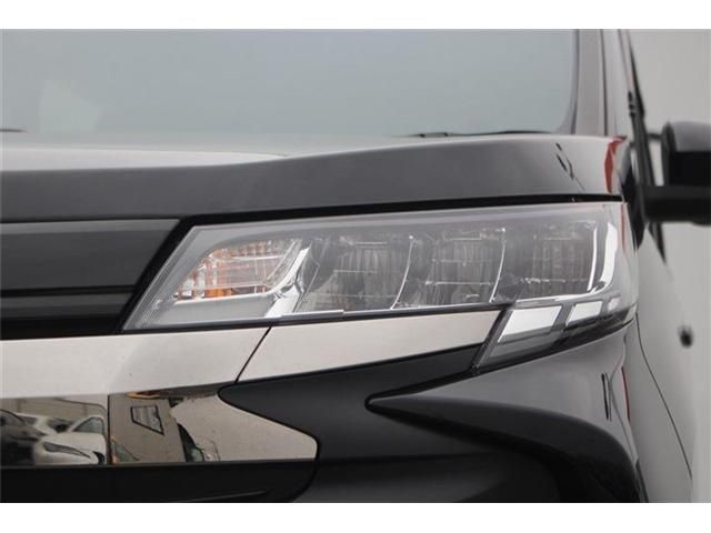 TOYOTA NOAH HYBRID 2023 Image 31