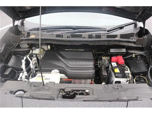 NISSAN LEAF 2017 Image 31
