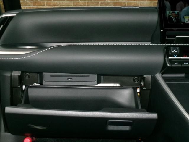 TOYOTA NOAH HYBRID 4WD 2023 Image 31