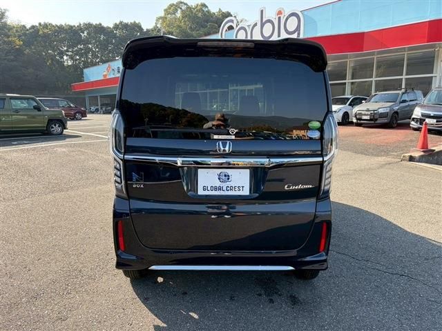 HONDA N BOX CUSTOM 2021 Image 31