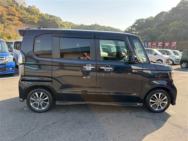 HONDA N BOX CUSTOM 2021 Image 31