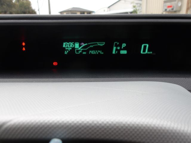 TOYOTA AQUA 2013 Image 31