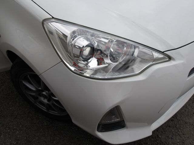 TOYOTA AQUA 2013 Image 31