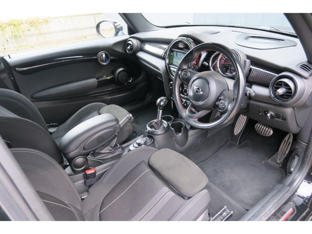 BMW MINI 2016 Image 31