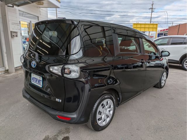 TOYOTA SIENTA HYBRID 2016 Image 31