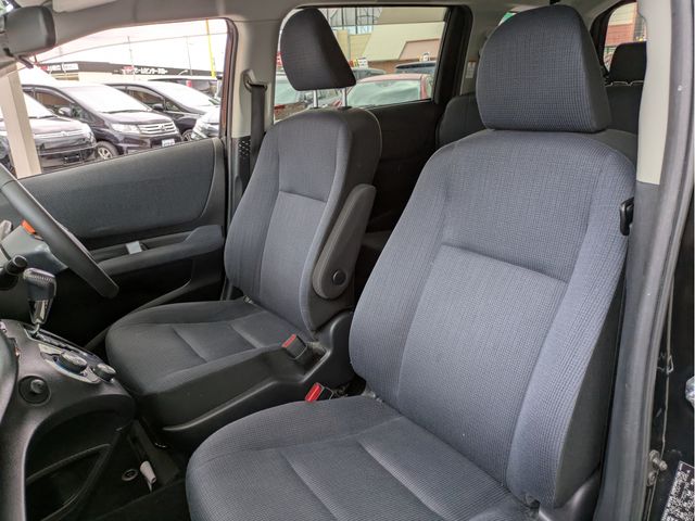 TOYOTA SIENTA HYBRID 2016 Image 31