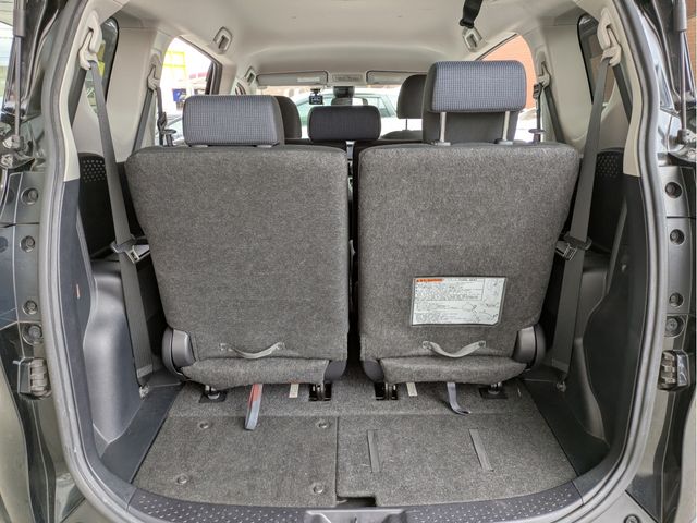 TOYOTA SIENTA HYBRID 2016 Image 31