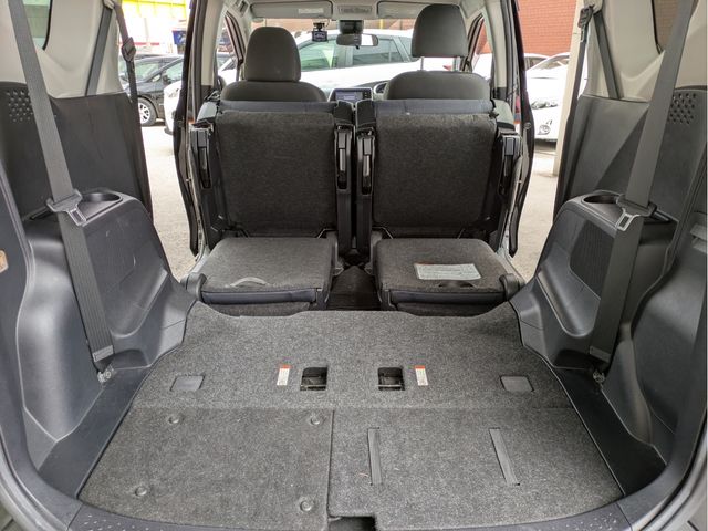 TOYOTA SIENTA HYBRID 2016 Image 31