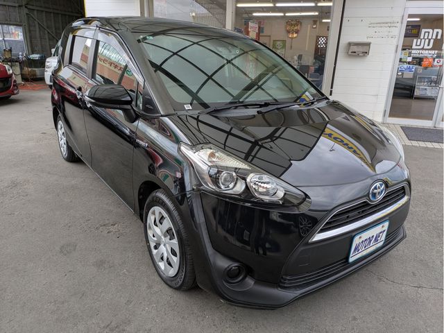 TOYOTA SIENTA HYBRID 2016 Image 31