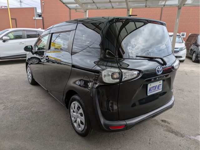TOYOTA SIENTA HYBRID 2016 Image 31