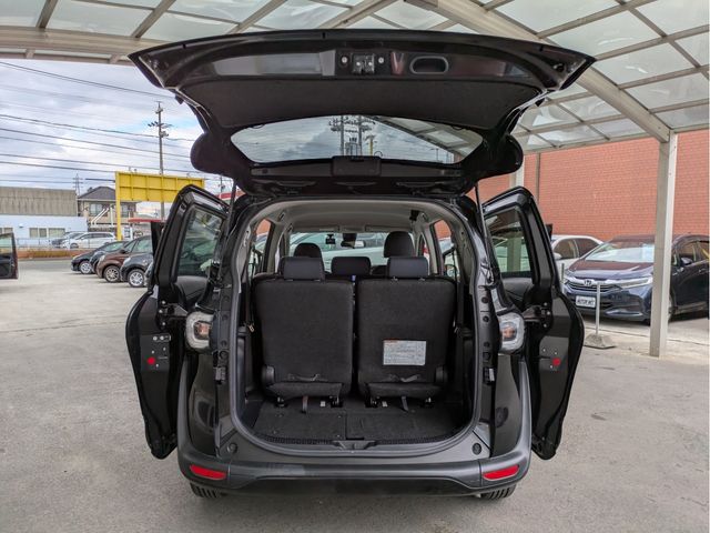 TOYOTA SIENTA HYBRID 2016 Image 31