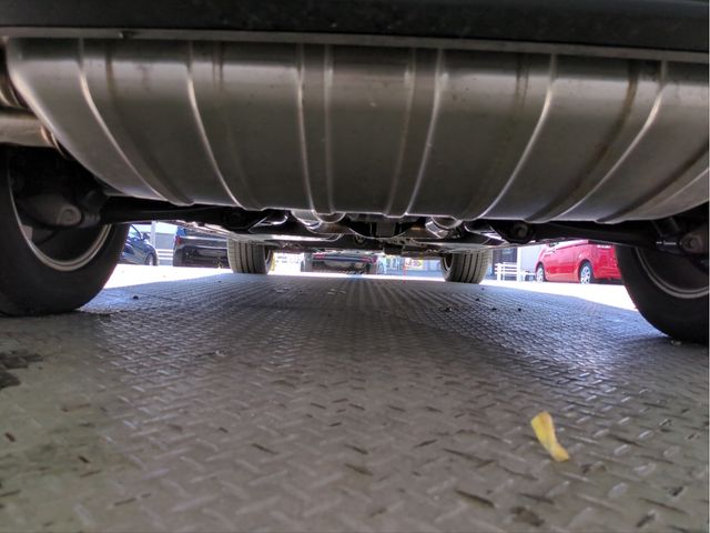 PORSCHE CAYENNE 2015 Image 31