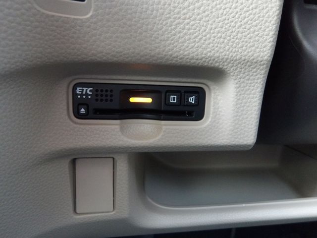 HONDA N BOX 2019 Image 31