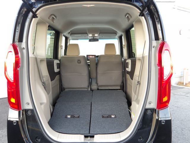 HONDA N BOX 2019 Image 31