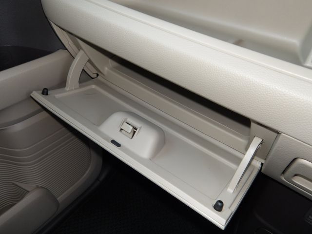 HONDA N BOX 2019 Image 31