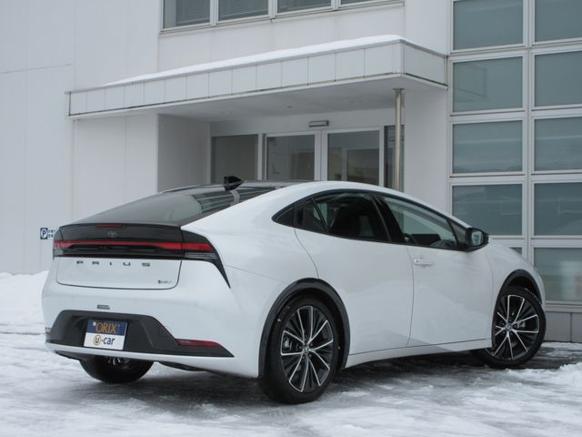 TOYOTA PRIUS 4WD 2025 Image 31