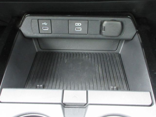 TOYOTA PRIUS 4WD 2025 Image 31