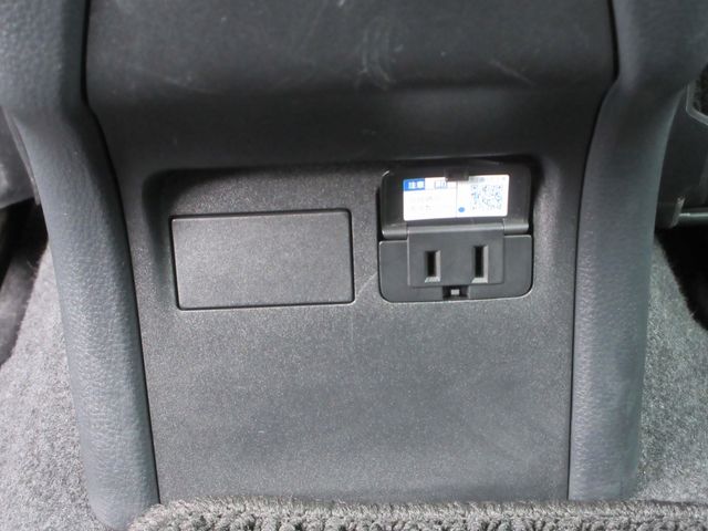 TOYOTA PRIUS 4WD 2025 Image 31