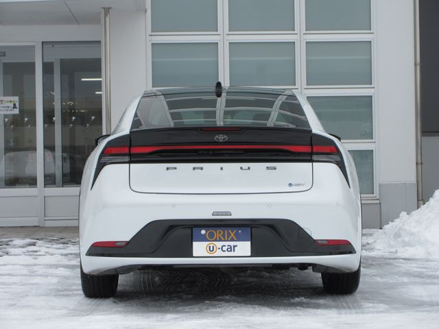 TOYOTA PRIUS 4WD 2025 Image 31