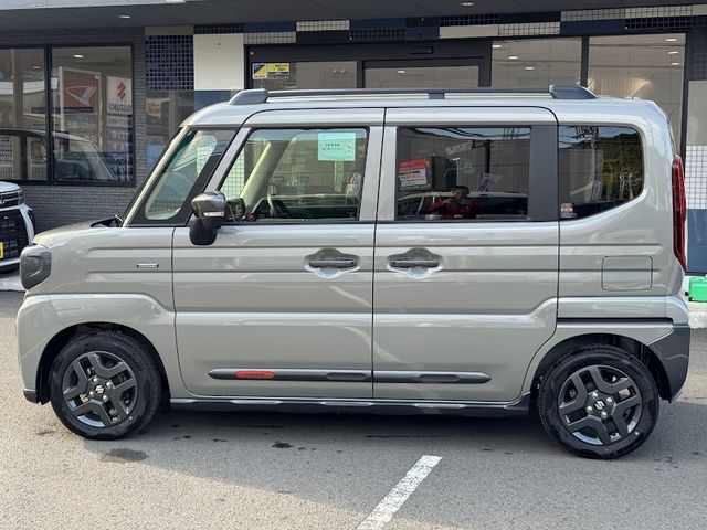 SUZUKI SPACIA GEAR 2025 Image 31