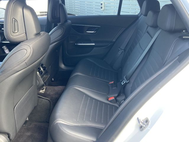 MERCEDES BENZ C CLAS 2023 Image 31