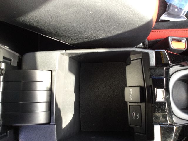 TOYOTA COROLLA SPORT HYBRID 2024 Image 31