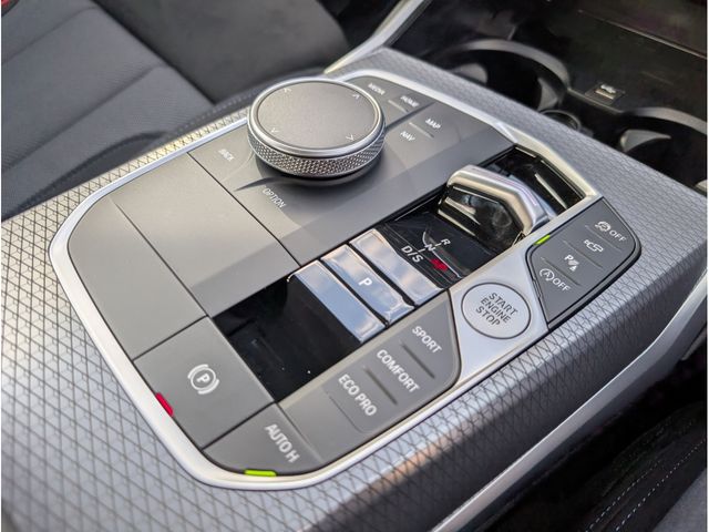 BMW 3SERIES SEDAN 2025 Image 31