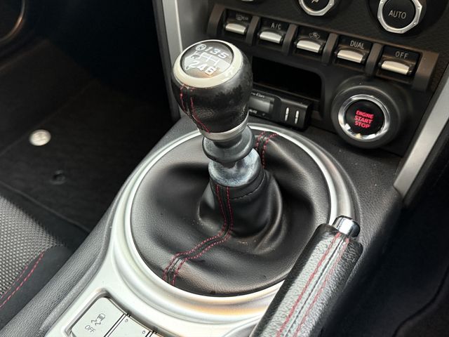 TOYOTA 86 2015 Image 31