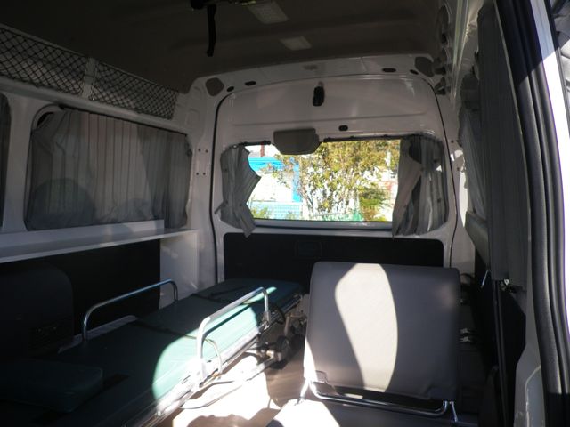 NISSAN NV350 CARAVAN 4WD 2017 Image 31