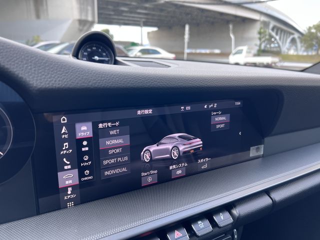 PORSCHE 911 2021 Image 31