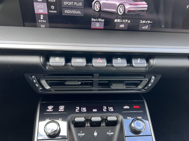 PORSCHE 911 2021 Image 31