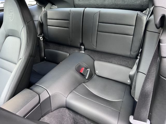 PORSCHE 911 2021 Image 31