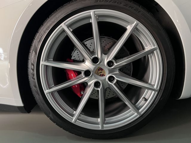 PORSCHE 911 2021 Image 31