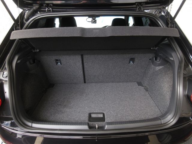 VOLKSWAGEN POLO GTI 2018 Image 31