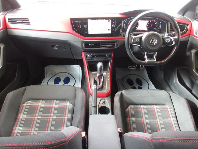 VOLKSWAGEN POLO GTI 2018 Image 31