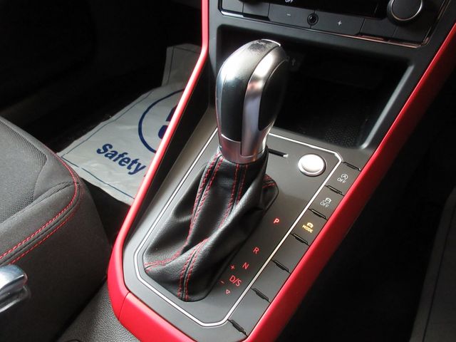 VOLKSWAGEN POLO GTI 2018 Image 31