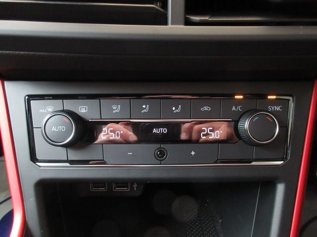 VOLKSWAGEN POLO GTI 2018 Image 31