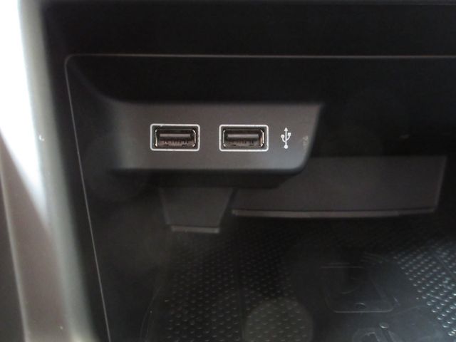 VOLKSWAGEN POLO GTI 2018 Image 31