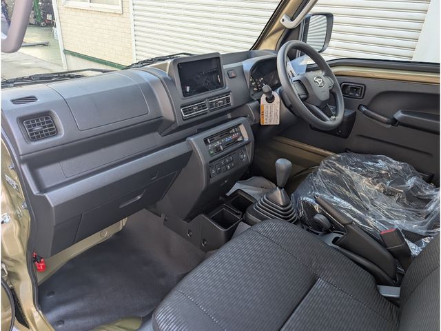 DAIHATSU HIJET TRUCK 4WD 2025 Image 31