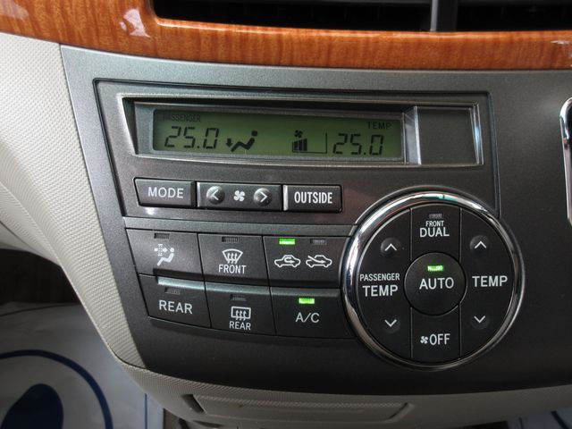 TOYOTA ESTIMA 2009 Image 31