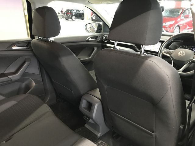 VOLKSWAGEN T-CROSS 2021 Image 31
