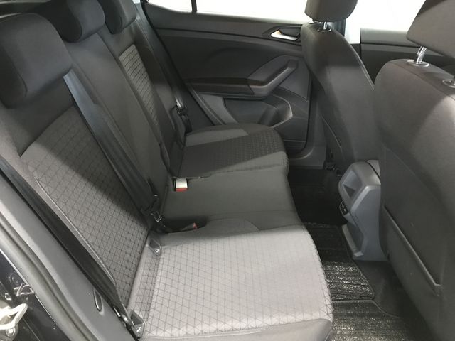 VOLKSWAGEN T-CROSS 2021 Image 31