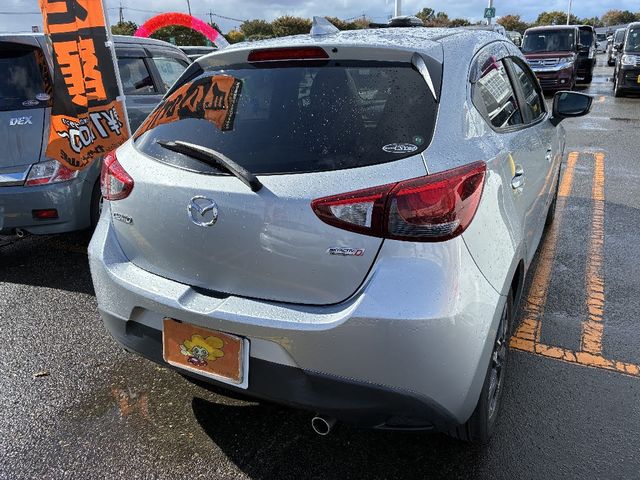 MAZDA DEMIO 2017 Image 31